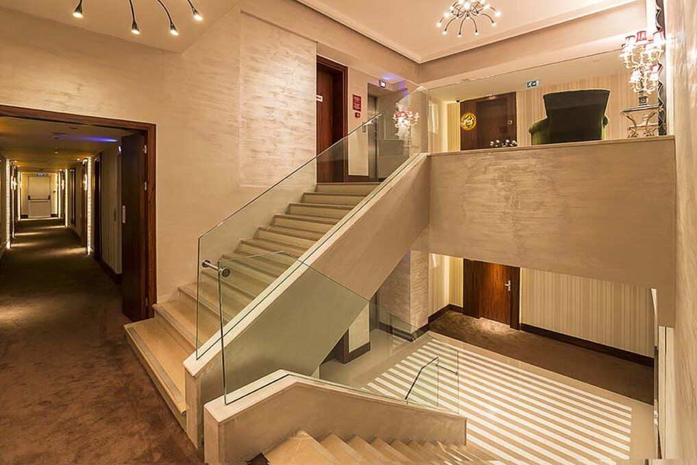 Vogue Supreme Otel